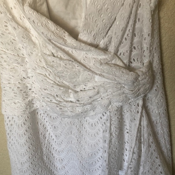 Frame and Partners Mazzy white eyelet lace off the shoulder wrap  dress size 10 - Picture 5 of 8